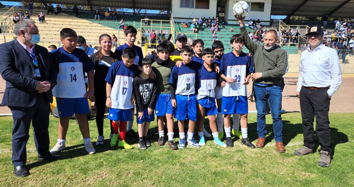 Niñas y niños de Vallenar finalizan torneo de fútbol inclusivo